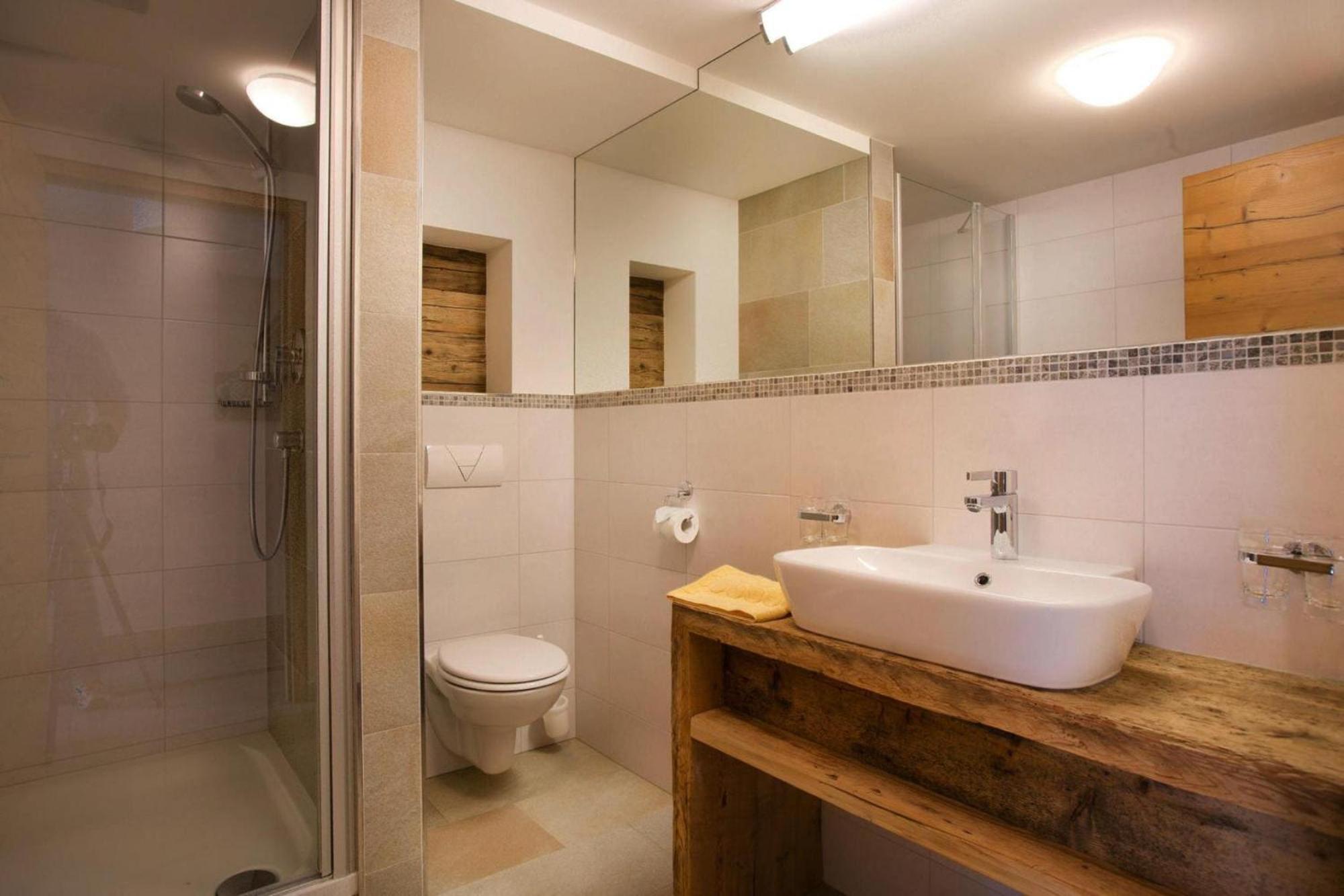 Apartment In Neukirchen With A Balcony Neukirchen am Großvenediger Екстериор снимка