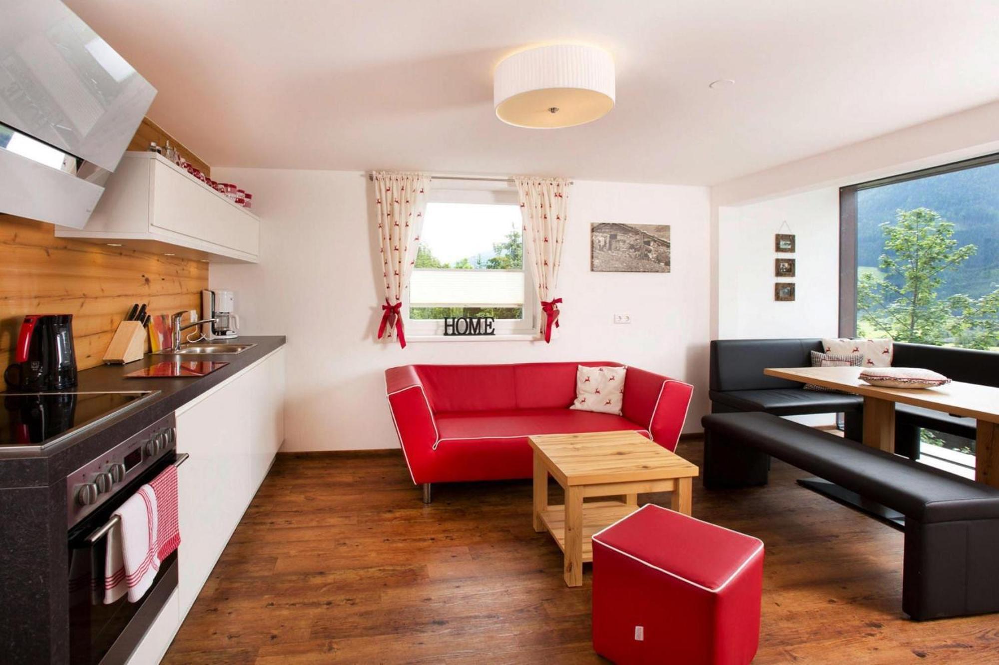 Apartment In Neukirchen With A Balcony Neukirchen am Großvenediger Екстериор снимка